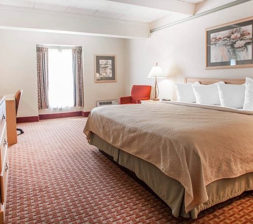 Quality Inn Lake of the Ozarks