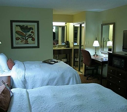 Baymont Inn & Suites by Wyndham The Woodlands