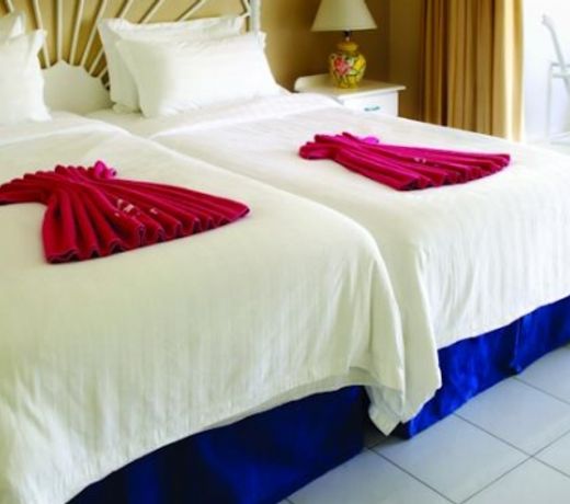 Discovery Bay by Rex Resorts