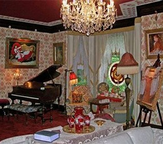 Isadoras Bed And Breakfast