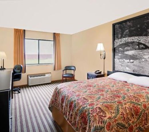 Super 8 by Wyndham Iowa Falls