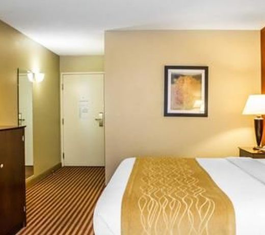 Comfort Inn & Suites