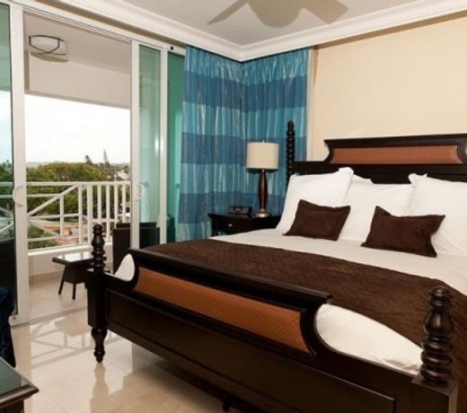 Ocean Two Resort and Residences by Ocean Hotels