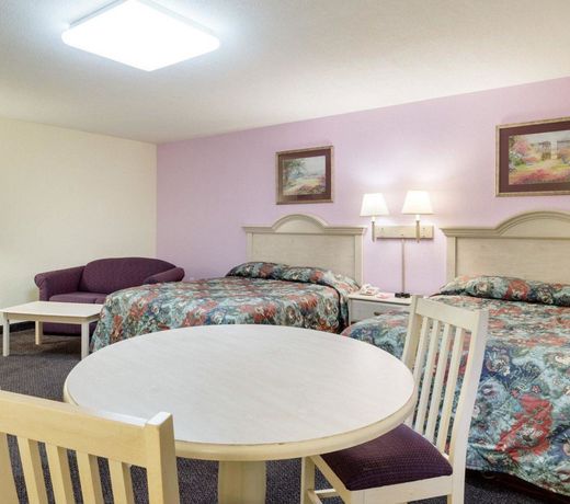 Red Roof Inn Sutton