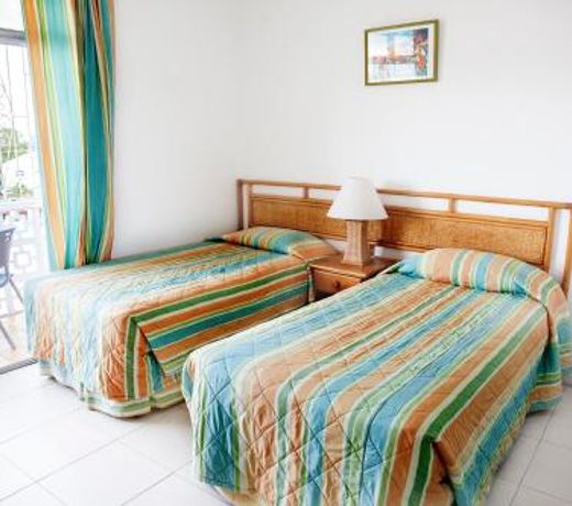 Adulo Apartments