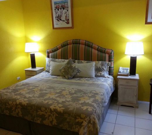 EMERALD RIDGE GUEST HOUSE