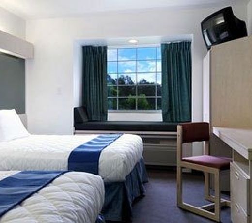 Microtel Inn & Suites by Wyndham Broken Bow