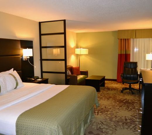 Holiday Inn Morgantown/Pennsylvania Turnpike Exit 298, an IHG Hotel