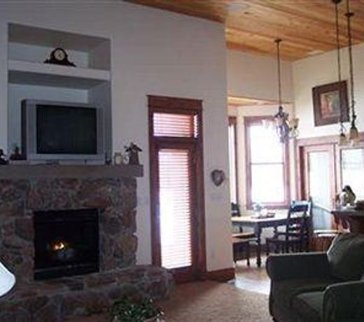 Woodland Farmhouse Inn