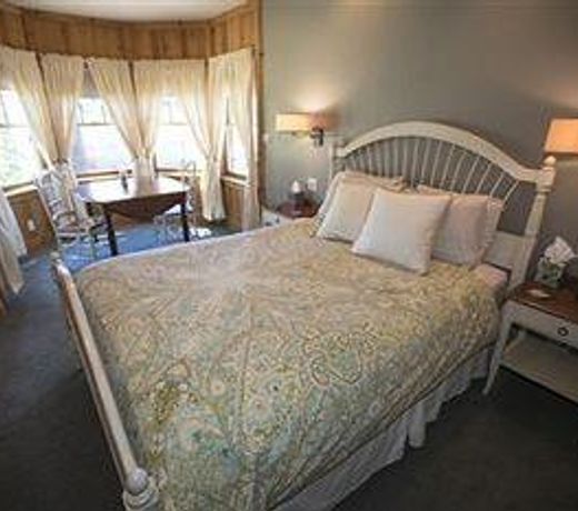 Shooting Star Bed & Breakfast