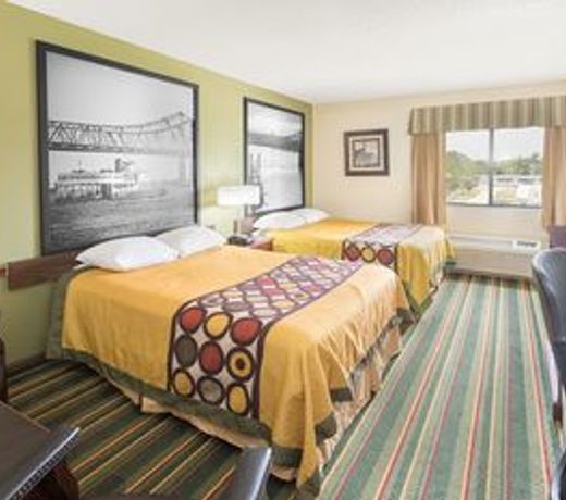 Super 8 by Wyndham Duson Lafayette West Area
