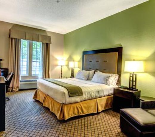 Holiday Inn Express & Suites Wallace-Hwy 41, an IHG Hotel
