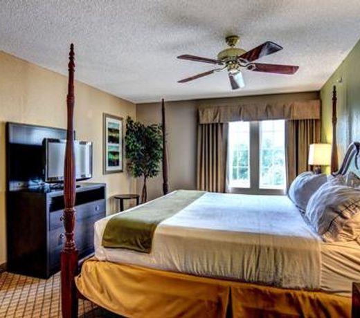 Holiday Inn Express & Suites Wallace-Hwy 41, an IHG Hotel