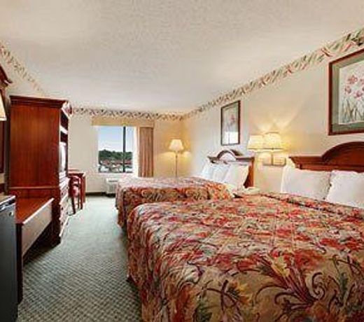 Days Inn by Wyndham Louisburg