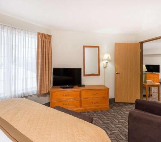 Wyndham Garden Madison Fitchburg
