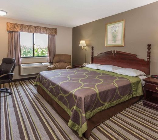 Super 8 by Wyndham Yorkville