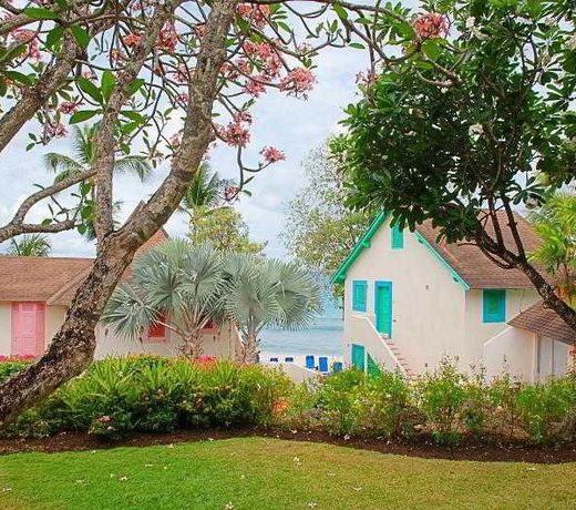 Crystal Cove by Elegant Hotels - All-Inclusive
