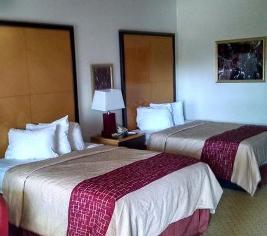 Red Roof Inn & Suites Lake Orion / Auburn Hills