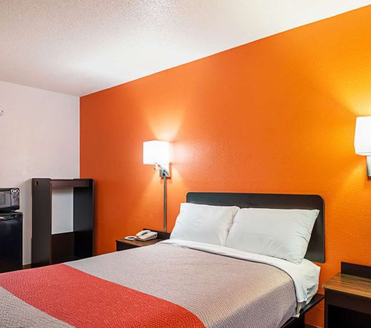 Motel 6 Buckeye Lake, OH