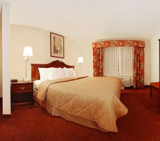 Holiday Inn Express - Ludlow - Chicopee Area, an IHG Hotel