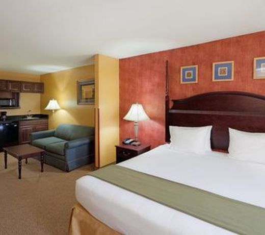 Holiday Inn Express Hotel & Suites Swansea, an IHG Hotel