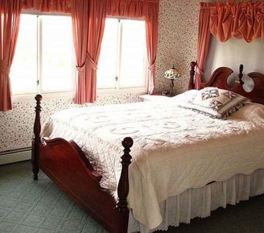 Kings Hill Inn