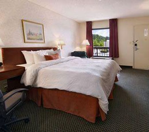 Baymont by Wyndham Greenville