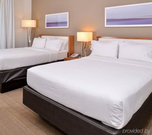 Holiday Inn Express and Suites New Orleans Airport, an IHG Hotel