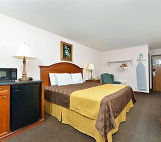 Ramada by Wyndham Effingham