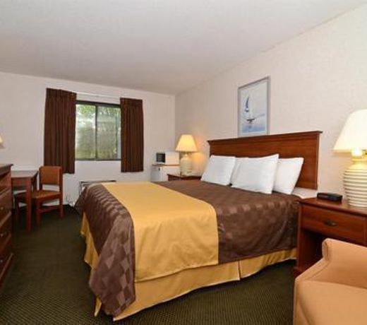 Ramada by Wyndham Effingham