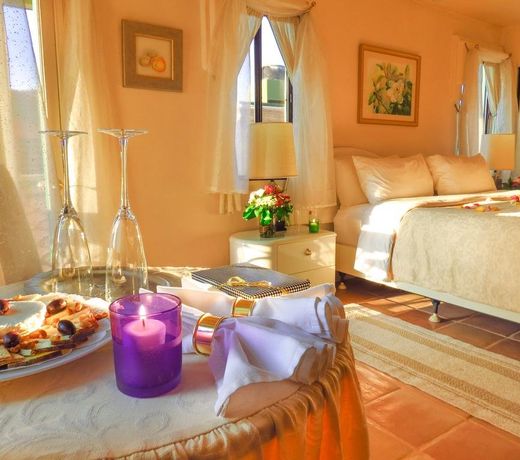 Topanga Canyon Inn Bed and Breakfast