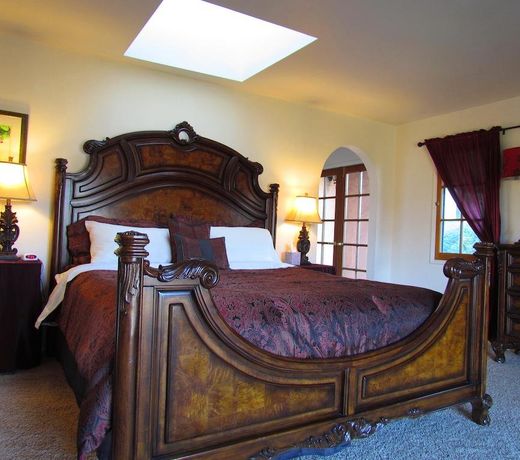 Topanga Canyon Inn Bed and Breakfast