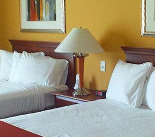Comfort Inn & Suites Decatur-Forsyth