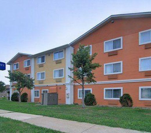 AmericInn by Wyndham Quincy
