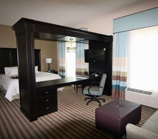 Hampton Inn and Suites Swansboro Near Camp Lejeune