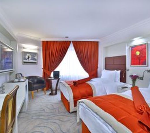 Marathon Hotel
