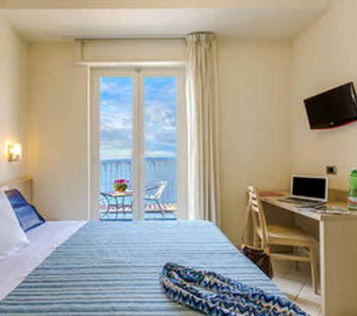 Hotel Cosmomare