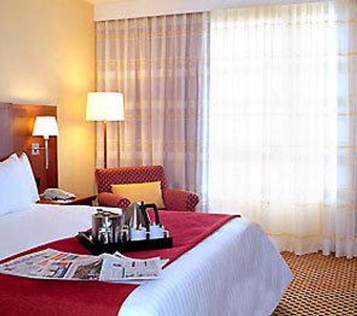 Courtyard by Marriott Paris La Defense West - Colombes