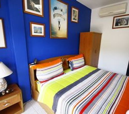 Summer Breeze Inn