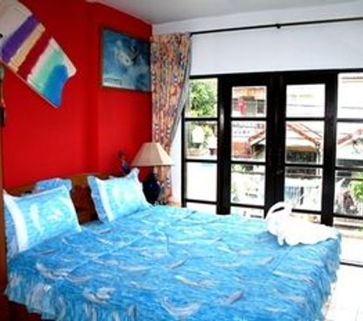 Summer Breeze Inn