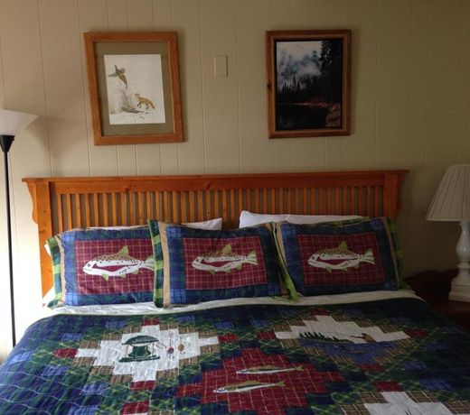 Holiday Motel