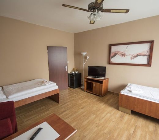 Hotel Taurus