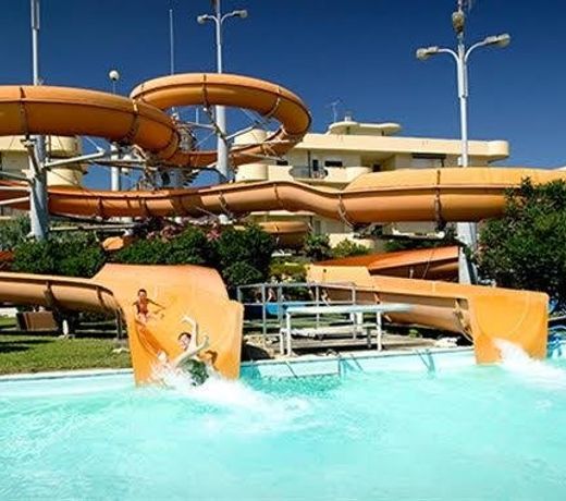Hotel Aloha