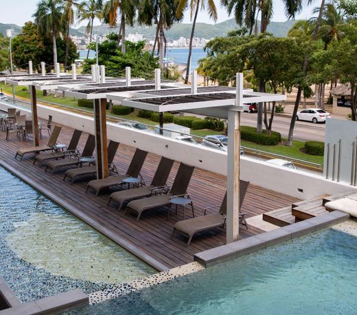 We Hotel Acapulco