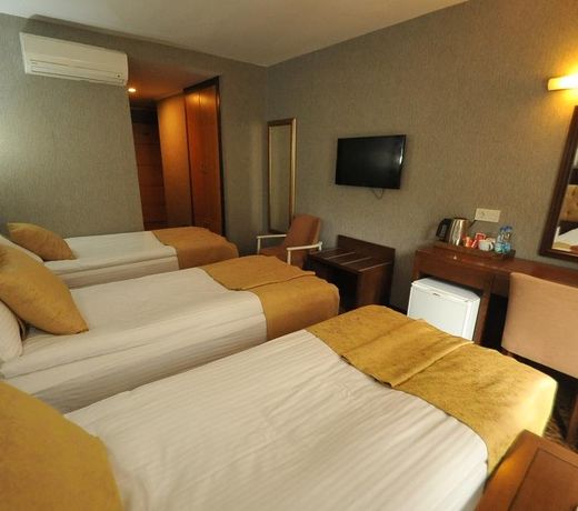 Rest Hotel
