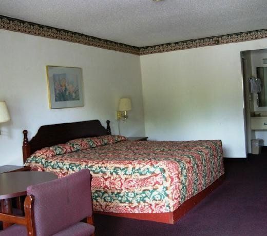 Economy Inn