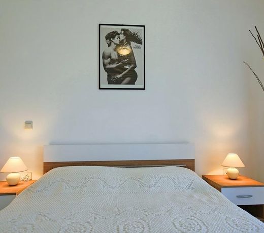 Apartments Ina