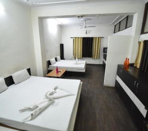 Hotel Vaishnavi