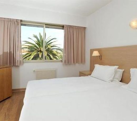 Mercure Villeneuve Loubet Plage