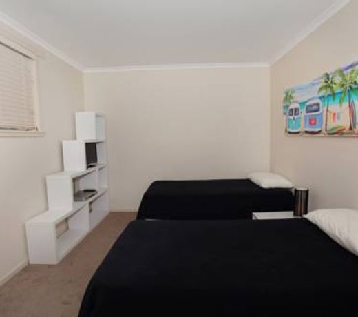4 bedroom home on canal